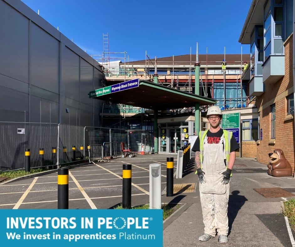 YPrentis's tweet photo. We are pleased to share our apprentice case study on Nathan James who joined Y Prentis in Sep 20 as a Painting &amp; Decorating apprentice. 
To find out more about how Nathan overcame some of the challenges he faced, read his full Case Study: https://t.co/Bns81JDSzA https://t.co/AeZPnvScEu