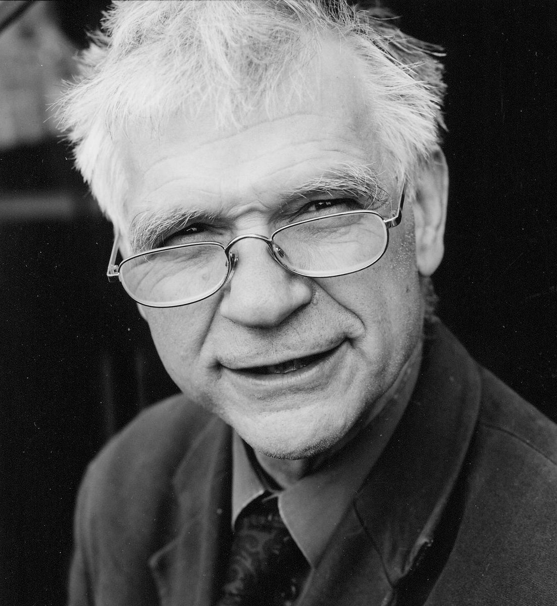 CIBSE's tweet image. We are very sad to learn of the death of Max Fordham, who passed away on Tuesday 4th January 2022. Our thoughts and condolences are with his family and friends and all those at @MaxFordhamLLP the partnership that he established with his late wife in 1966. buff.ly/3zwtSKQ