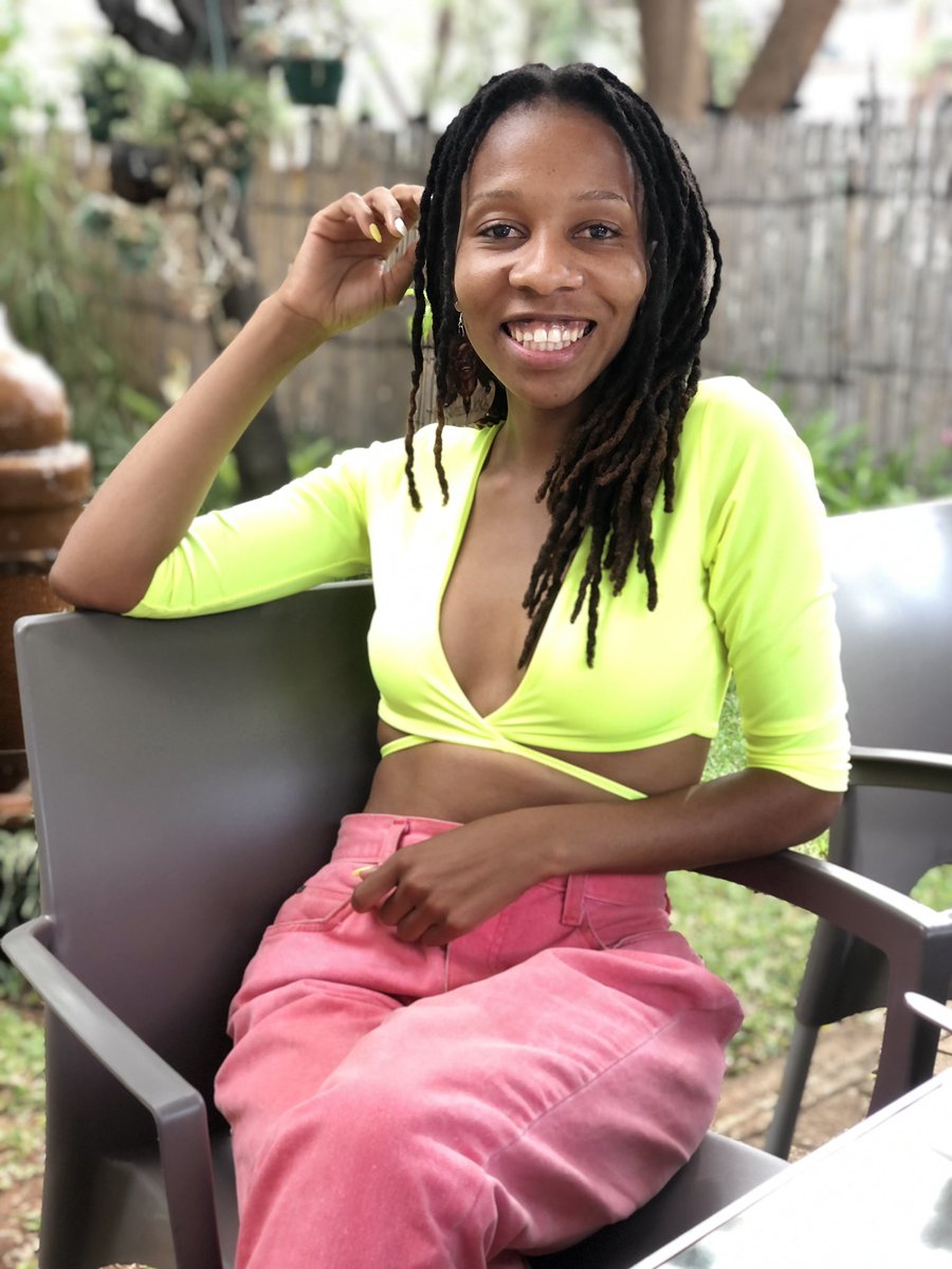 MantateQueeneth's tweet photo. My favorite spot in the #Bulawayo cbd is Middy’s. They’ve reopened for 2022, I recommend you check them out. The food is delicious and pretty affordable. If you are like me and like pics, it’s a good vibe for your gram🥵I might also bump into your there🤗
#FoodOutlets https://t.co/w282XOmHvJ