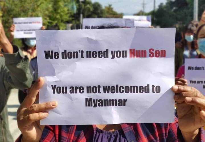 nslwin's tweet photo. Hi. @PeacePalaceKH 

Please note these messages from the people of Myanmar. 

Your PM has just met with the world’s TOP CRIMINAL &amp; Terrorist-in-chief, Min Aung Hlaing, who has committed GENOCIDE, CRIMES AGAINST HUMANITY &amp; WAR CRIMES. 

#WhatsHappeningInMyanmar https://t.co/ledA1KK92q