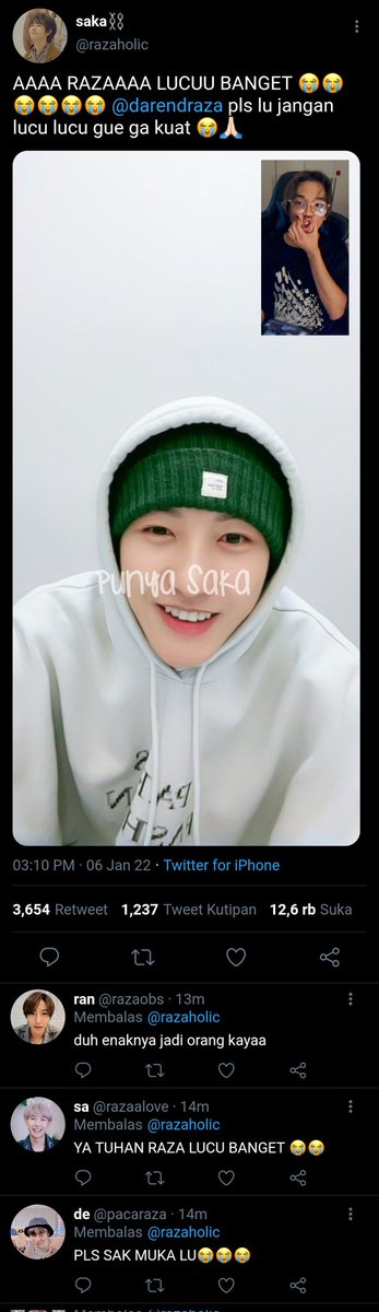 dongrenlv's tweet photo. hyuckren one tweet au

• edisi saka menang fansign https://t.co/qqBs9poPrj