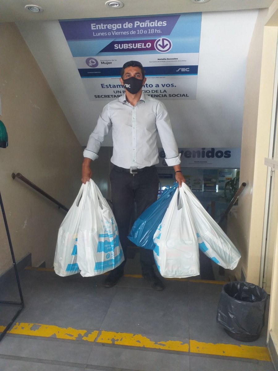 Entrega de beneficios a los afiliados del sec caba.
En esta ocasión pañales y leche para los compañeros de target.
Gracias por confiar..