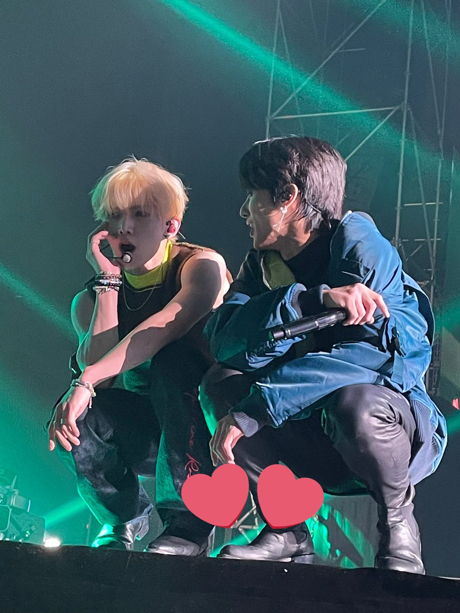 jonghoshine's tweet photo. Yeosang y wooyoung los mejores amigos 😭

#ATEEZinSEOUL_Day1 #Beginning_Of_The_End #ATEEZWORLDTOUR2022 #ATEEZ     #에이티즈 @ATEEZofficial https://t.co/Bt45oqjhkl