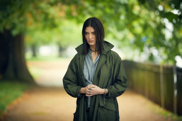 🧙‍♀️ A Discovery of Witches is back for its third and final series 🔮

Featuring Malin Buska, Tanya Moodie, <a href="/Vanessa_Emme/">VANESSA EMME</a> and Gregg Chilingirian 

Tune into Sky Max tonight at 9pm, or watch the complete series now on <a href="/skytv/">Sky TV</a> &amp; <a href="/NOW/">NOW</a>

ADiscoveryofWitches <a href="/ADiscoveryOfWTV/">ADiscoveryOfWitchTV</a>