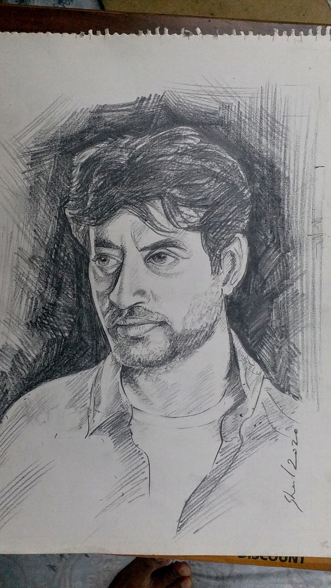 rahulp_pandey's tweet photo. आज #IrrfanKhan की बर्थ एनिवर्सिरी है।
दिल्ली के सरकारी स्कूल में ड्राइंग के मास्टर @shailendra21oct ने इरफान खान का यह illustration बनाया है.यह 2020 की बात है.शैलेंद्र उस वक़्त राजस्थान में थे.पूरे देश भर में लॉकडाउन लगा था.।और उसी वक़्त हमारे प्रिय अभिनेता ने हमें अलविदा कह दिया https://t.co/oWvFfHLfbh