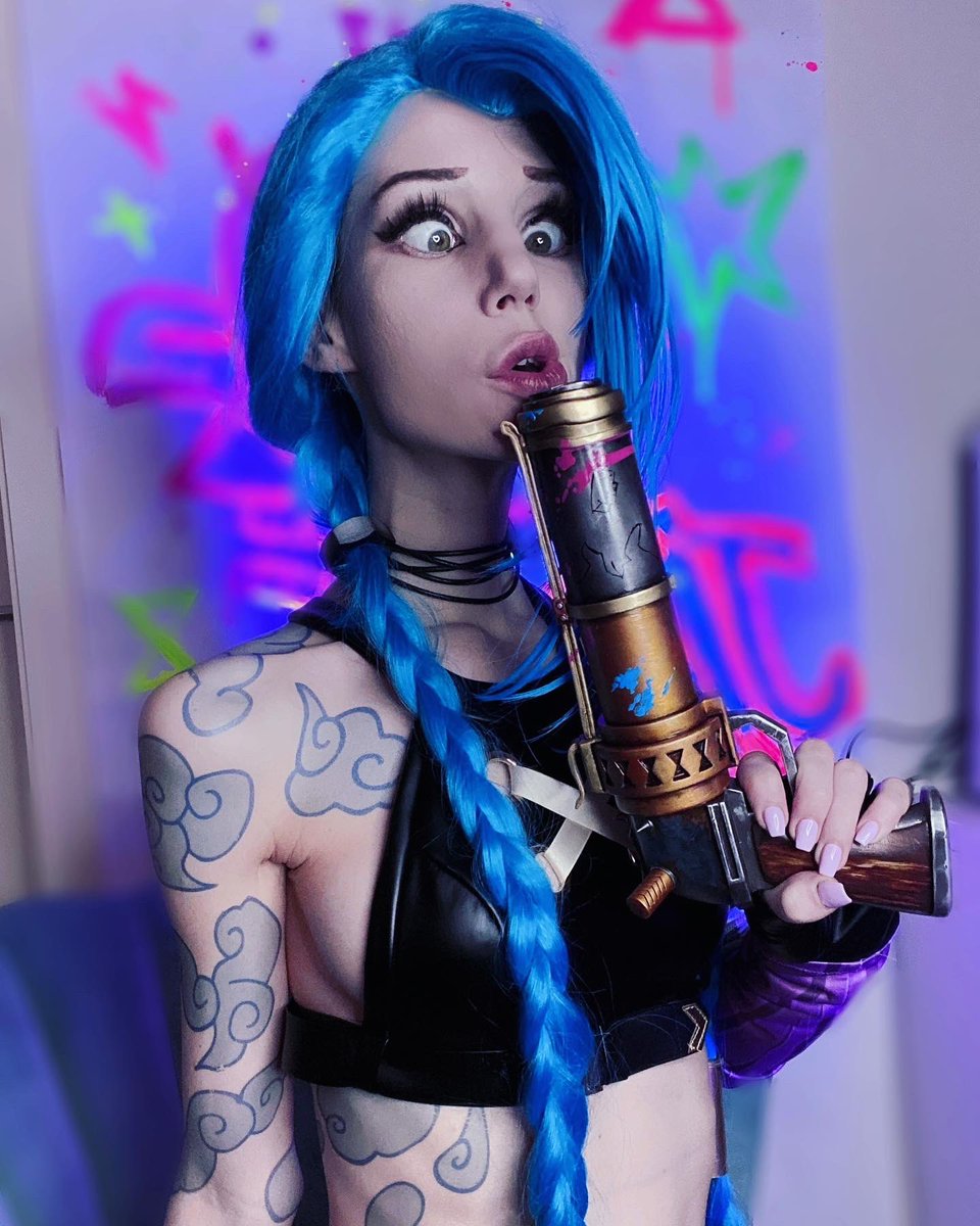 Jinx - Arcane 💙 200 retweets and I post some naughty jinx pics 😈💦