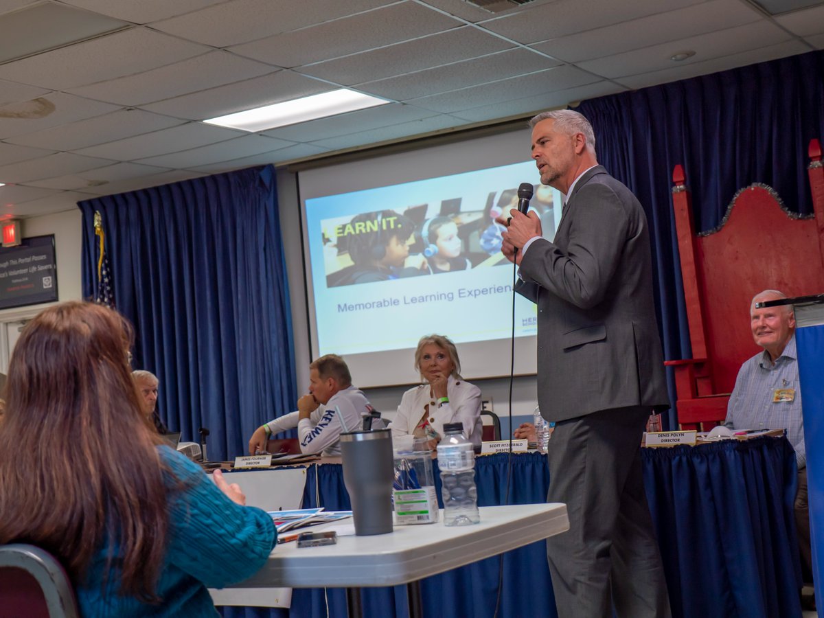It was a pleasure to meet with Hernando Beach Property Owners last night. You asked great questions! Thank you for having me and for your support of our staff and students. #WatchUsLiveIt