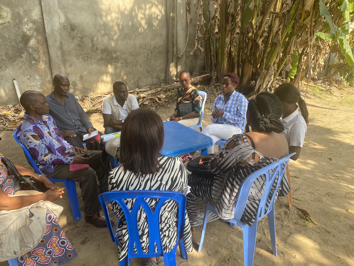 afiamama's tweet photo. #Évaluer notre intervention d’accès aux services sociaux de base #ASSB des jeunes et ados dans les zones de santé #Selembao & #Kinseso avec les acteurs et relais communautaires pour mieux servir le bien-être #femmes&filles en 2022
#SSR
#ProtocolMaputo
@fondation_mdm @UNICEF_EU https://t.co/9Z3mjPzRT3