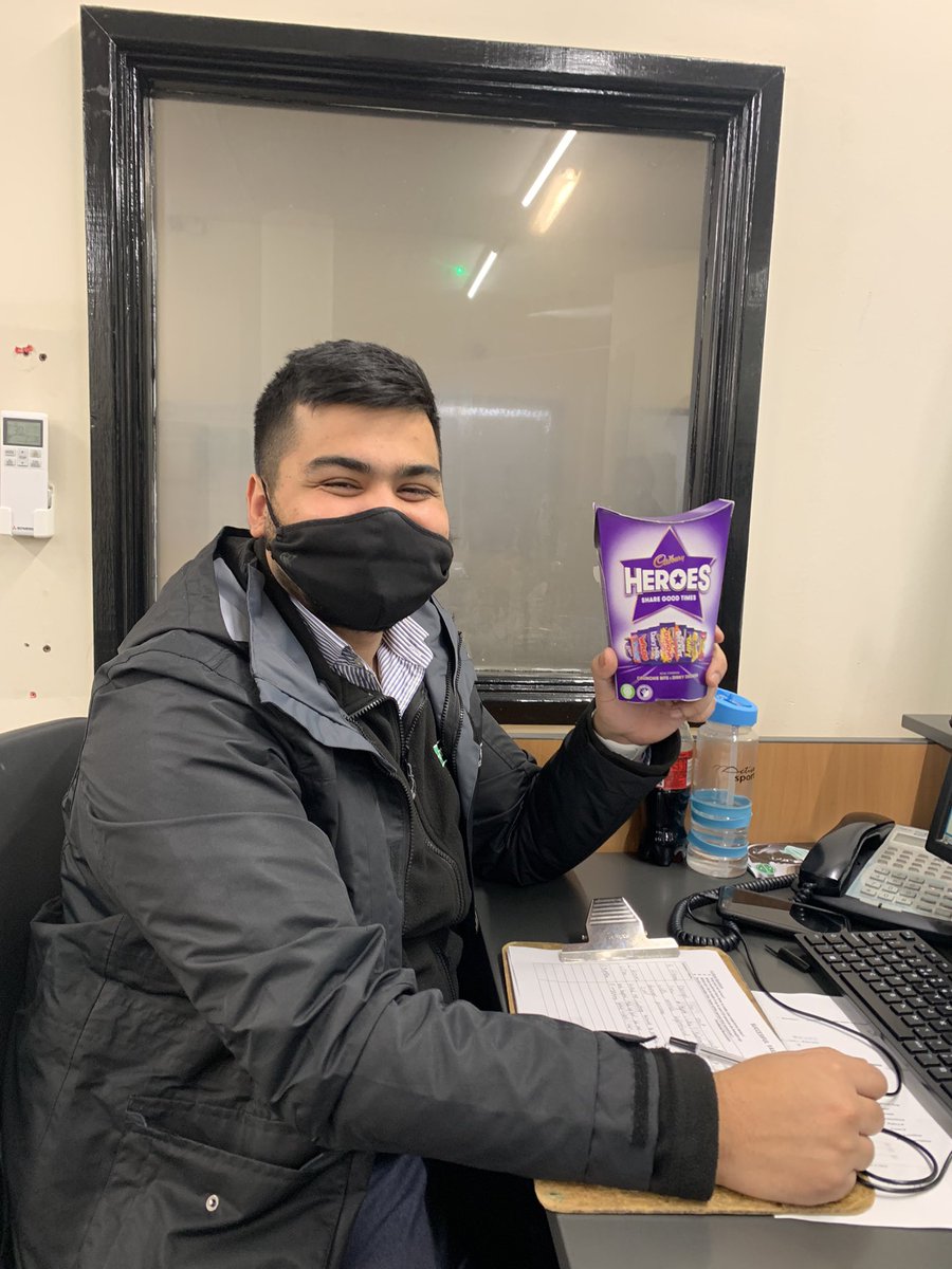 Emily Lauren (@emily_erac) on Twitter photo Handing out well deserved treats @u2h6 to these super star sellers! <a href="/carini_josh/">Josh Carini</a> with a 12 day full pack & <a href="/ReyadErac/">Reyad</a> taking the time to properly UCAFE customers leading to total upgrade sales of £320!Roll on the weekend 💪 #goteam #CustomerService
<a href="/pdcfc_/">Patrick</a> <a href="/Craigy_Gore/">Craig Gore</a> Handing out well deserved treats @u2h6 to these super star sellers! <a href="/carini_josh/">Josh Carini</a> with a 12 day full pack & <a href="/ReyadErac/">Reyad</a> taking the time to properly UCAFE customers leading to total upgrade sales of £320!Roll on the weekend 💪 #goteam #CustomerService
<a href="/pdcfc_/">Patrick</a> <a href="/Craigy_Gore/">Craig Gore</a>