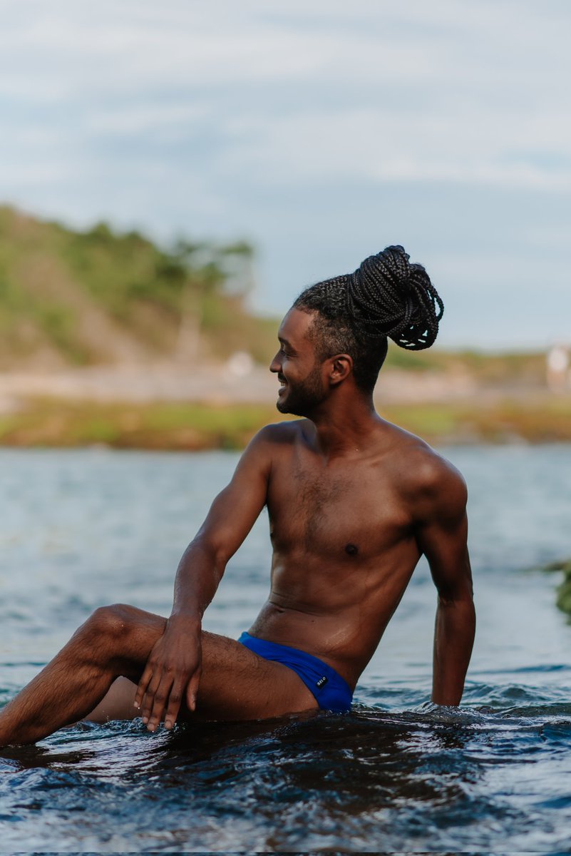 rsjeferson2's tweet photo. 🤤

#sexy #boydesunga #pride https://t.co/hhLssMqLxL