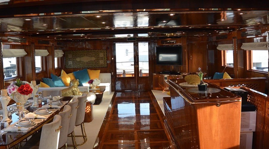 📢 𝗡𝗘𝗪 𝗟𝗜𝗦𝗧𝗜𝗡𝗚📢

𝟐𝟎𝟏𝟖 𝐖𝐨𝐨𝐝𝐞𝐧 𝐋𝐮𝐱𝐮𝐫𝐲 𝟕𝟖
Custom yacht 23.77m / 78ft yacht!
 
2 Cabins | 2 Heads | 4 Guests
Location: Dubai, UAE

Contact us today!
+ 971 4 451 8750
info@bushandnoble.com
#luxuryyachts #yachtsforsale #yachtsales