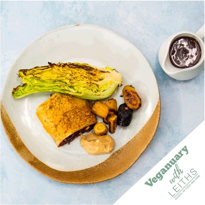 We’re shaking up the Sunday roast this Veganuary with the first instalment of our weekly plant-based recipe series, Beetroot and Mushroom Strudel with Roasted Carrots and Onion Gravy. 

Head to the link for the full recipe: leiths.com/blog/veganuary…

#Leiths #Veganuary