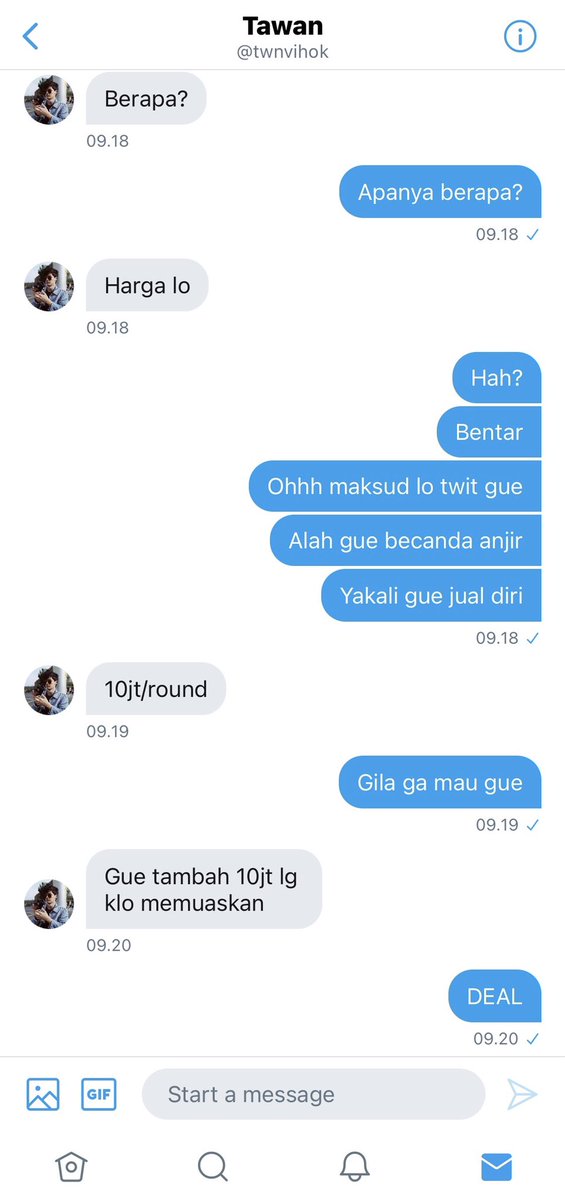 hellahotdamn's tweet photo. —Taynew AU

BodyTalk

Ibarat sudah jatuh tertimpa tangga; New si mahasiswa beasiswa harus menerima kenyataan bahwa orangtuanya meninggalkannya dengan beban hutang berlapis-lapis dan bonus adik tiri. Putus asa dan miskin setengah mampus membuatnya menempuh jalan pintas. https://t.co/0cywH2gInO