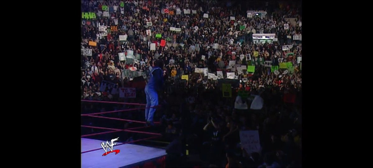 #OnTjisDay in 2002, HHH returned to #WWERaw for the first time in 8 months following a quad injury There aren't many bigger pops in raw history especially in MSG @TripleH #msg #hhh