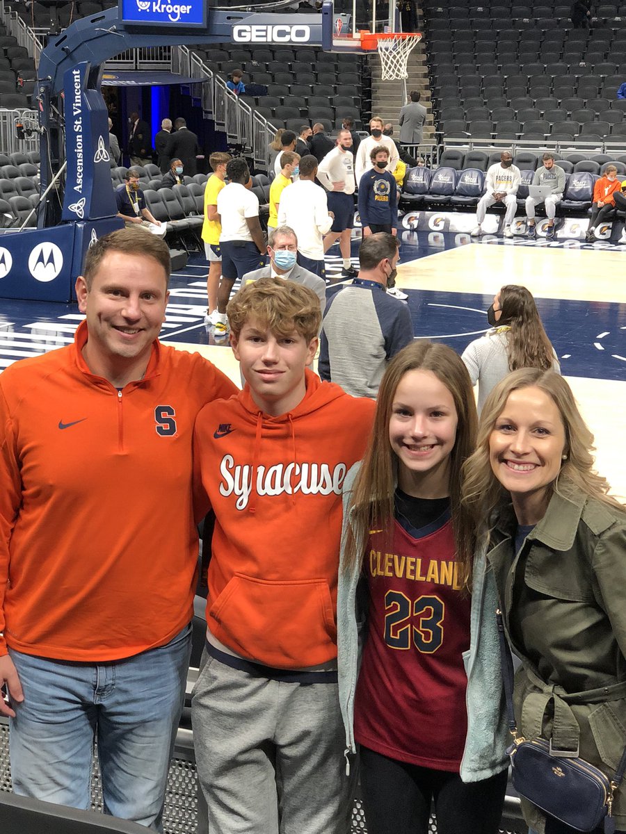 deanna Welsh tweet media