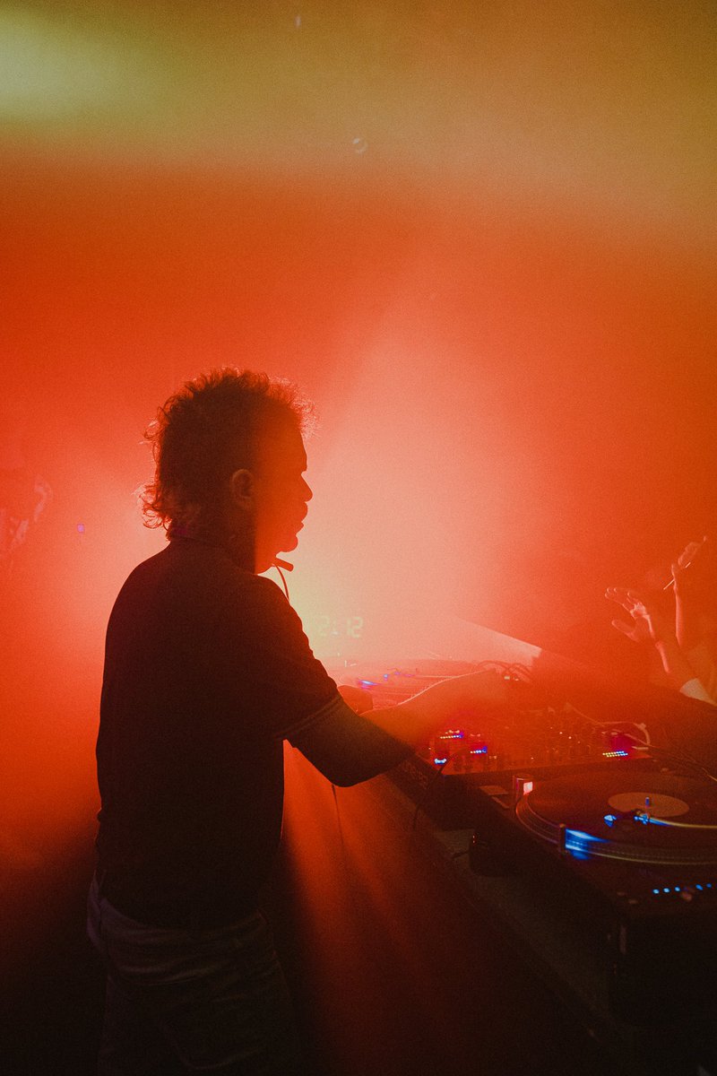thisisourvision's tweet photo. Héctor Oaks certainly brought the heat with him last Halloween, a vinyl masterclass 👻
We’re looking forward to catching him at @TerminalVFest this April 🖤
Head to their bio to sign up for final tickets.
#nightvisionedin #terminalv2022 https://t.co/biUAYNgg12