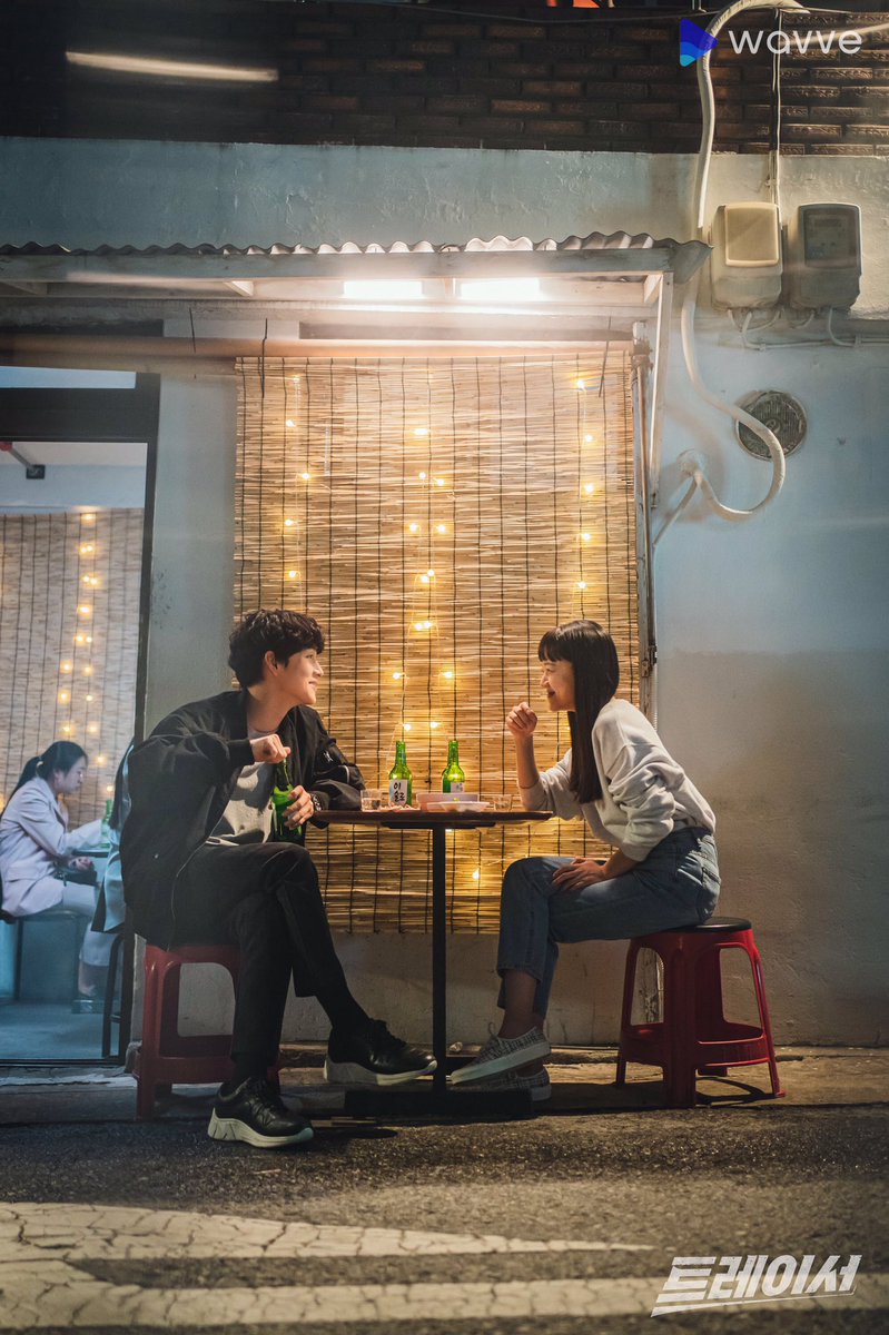 New Tracer drama still cut for siwan and Ahsung 

@ tracer kakaotalk group chat 

[ #임시완 #yimsiwan #트레이서 #TRACER ]