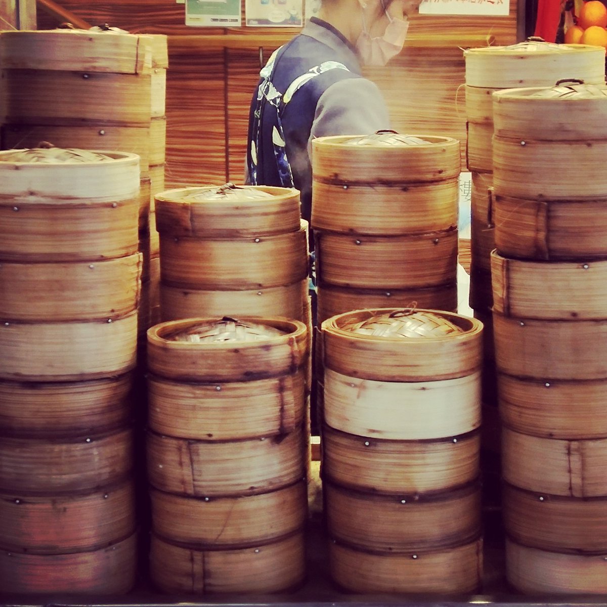 frankhkguide's tweet photo. Easy 👍 #hongkong full day 🕗 #privatetour 🚙 is the well-planned 😀, all-inclusive 😊 and top-rated 😉 #sightseeing 👀, #logistics 🛣 and #dining 🥢🍽 solution for you. You won't feel rushed 😎 and won't need takeaway #dimsum 😄! Tour options 👉https://t.co/hxe3cr6zyy https://t.co/JL5gjBiRp7