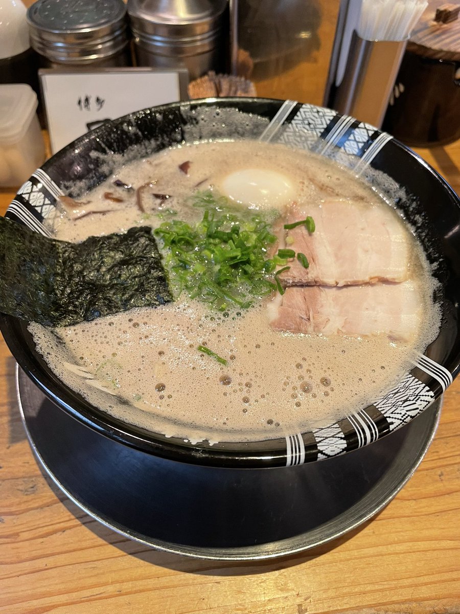 null_1995's tweet photo. 博多マジで最高やった
福岡住みてーなー https://t.co/CJHrMjXPpR