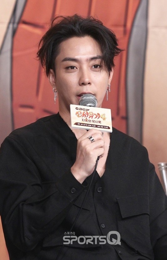 #은지원트친소 #은지원_트친소 #원카인트친소 #원카인_트친소 #은지원 #원카인
나랑도 같이 은지원해주라 혼자는 외로워 🥺🥺
입덕한지 좀 됬는데 귀찮아서 계정 만들어놓고 이번에 트친소 올려요! 😁😁😁 나랑 트친하자!!