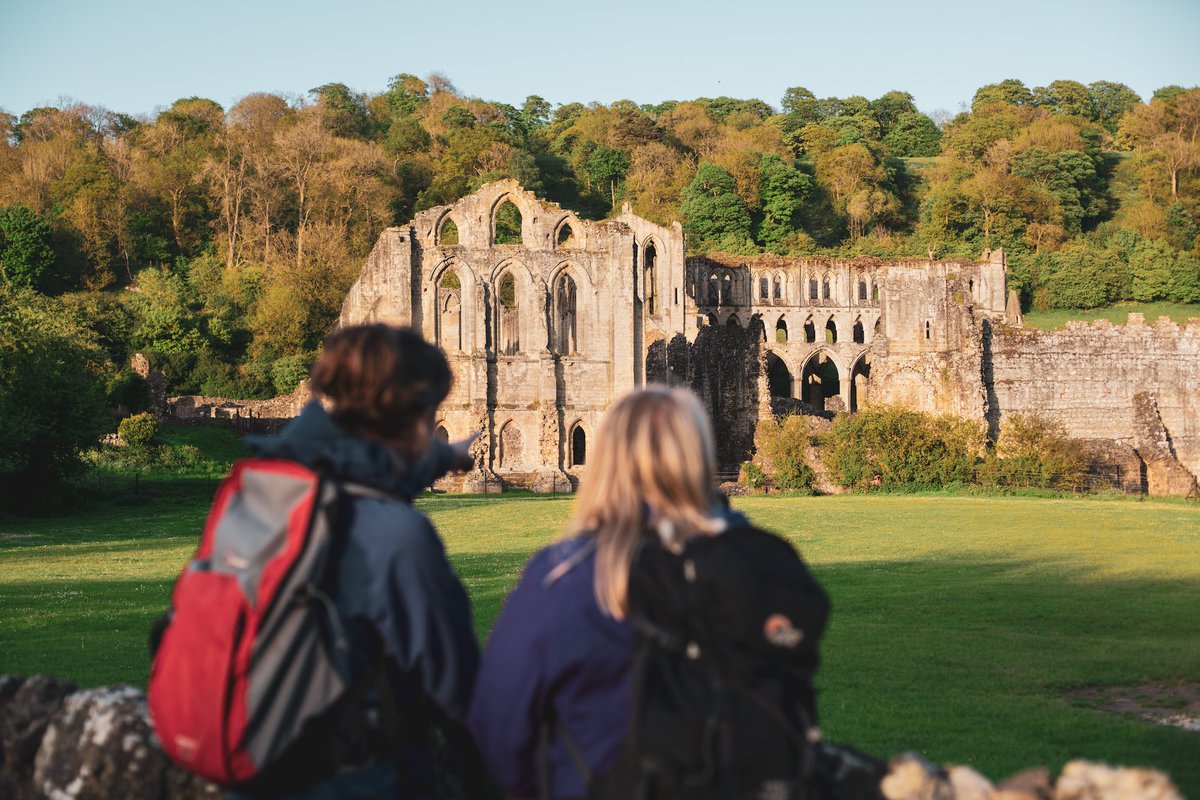 First week nearly done everybody! Heading back to normal routine after holidays can be hard. Why not plan something special for the weekend? How about a #WalkandTalk with a good friend. It’ll help raise your spirits Image: #RievaulxAbbey on @ClevelandWayNT (c) @WlkrCreative