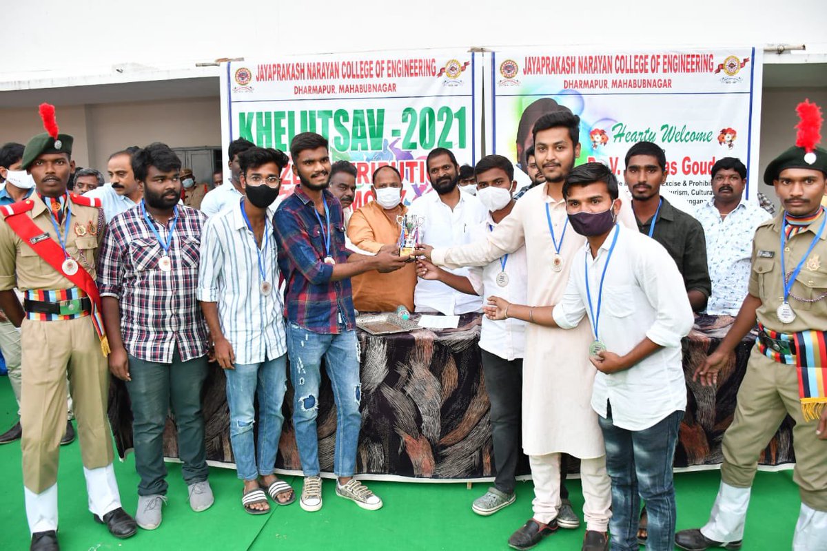 VSrinivasGoud's tweet photo. మహబూబ్ నగర్ జిల్లా ధర్మారం లోని జయప్రకాష్ నారాయణ ఇంజినీరింగ్ కాలేజ్ లో ఏర్పాటు చేసిన ఖేల్ ఉత్సవ్ కార్యక్రమంలో పాల్గొనడం జరిగింది. https://t.co/jeROylaB6c