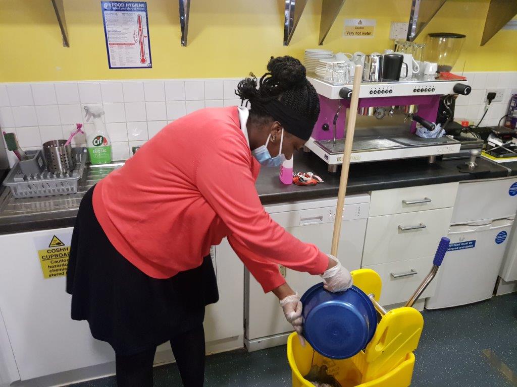 TowerProjectE1's tweet photo. Learners with our JET service, today started their health and safety and COSHH training to prepare for their future work experiences. @George_Greens #work #training #experience #newyear https://t.co/OlAKe4o0uJ