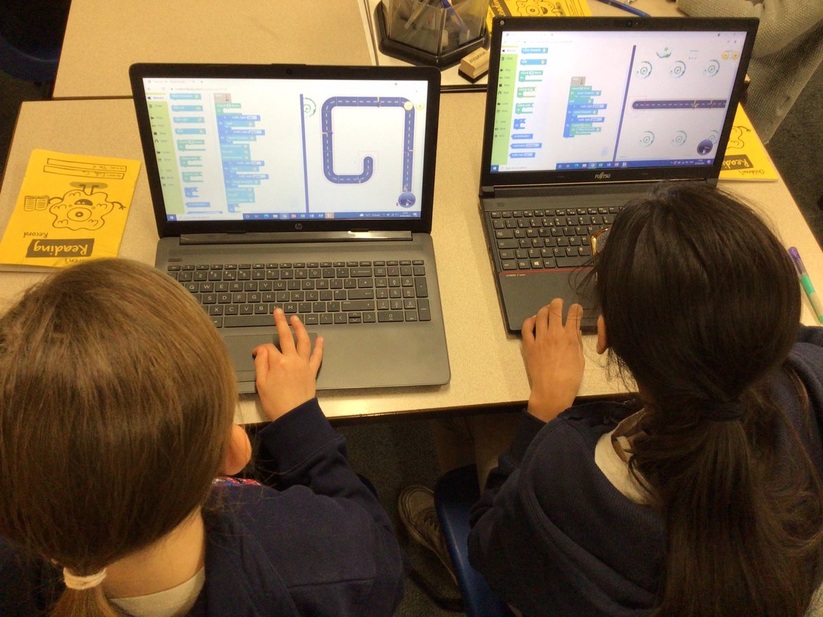 ClaphamTerrace1's tweet image. Year 6 have been discussing and learning how to program their delivery van. They’ve been able to problem solve and program successfully #rapidrouter #programming #computing #Algorithms