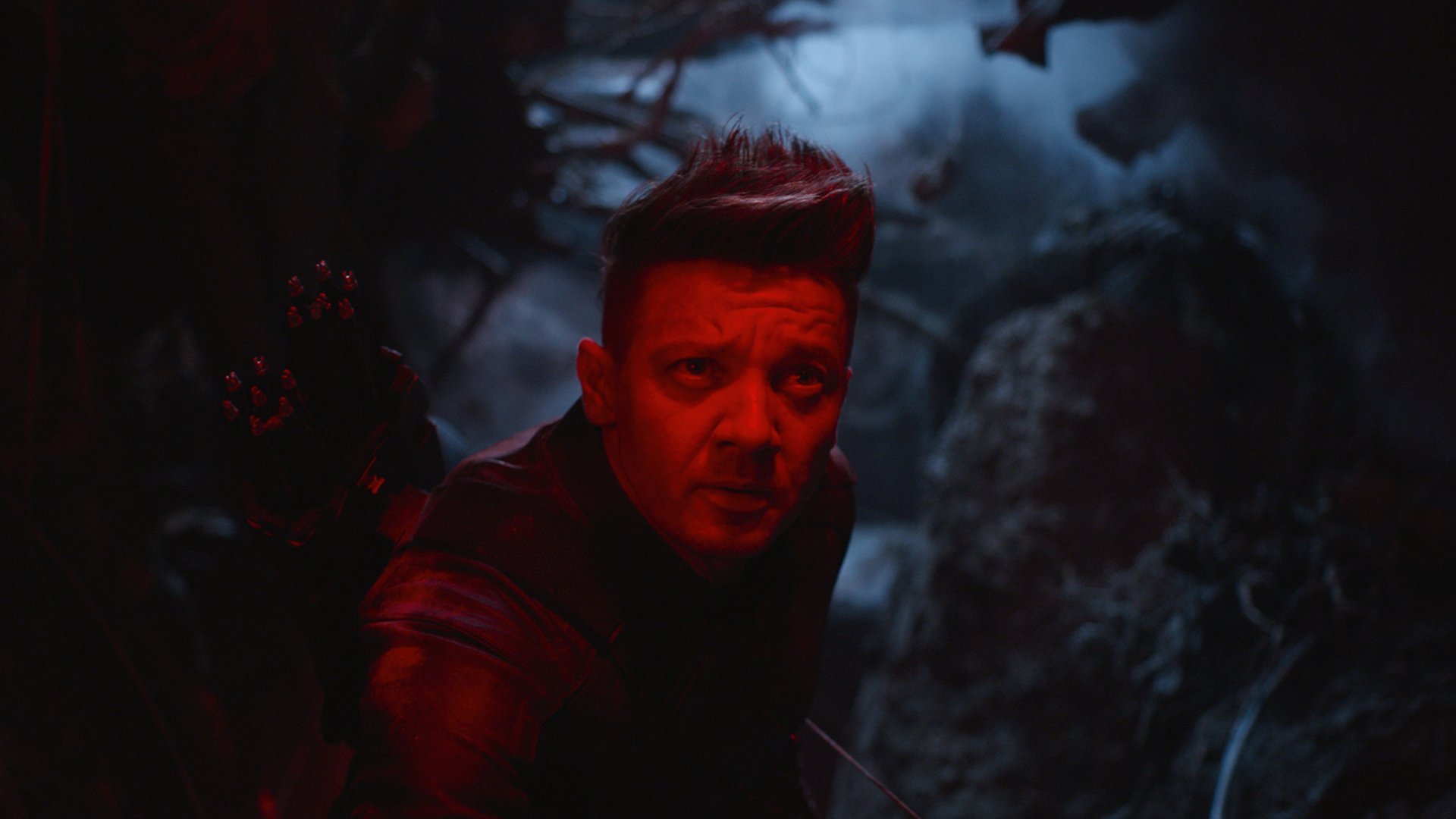 Happy birthday, Jeremy Renner! Your Hawkeye hair is the gift that keeps on giving. 