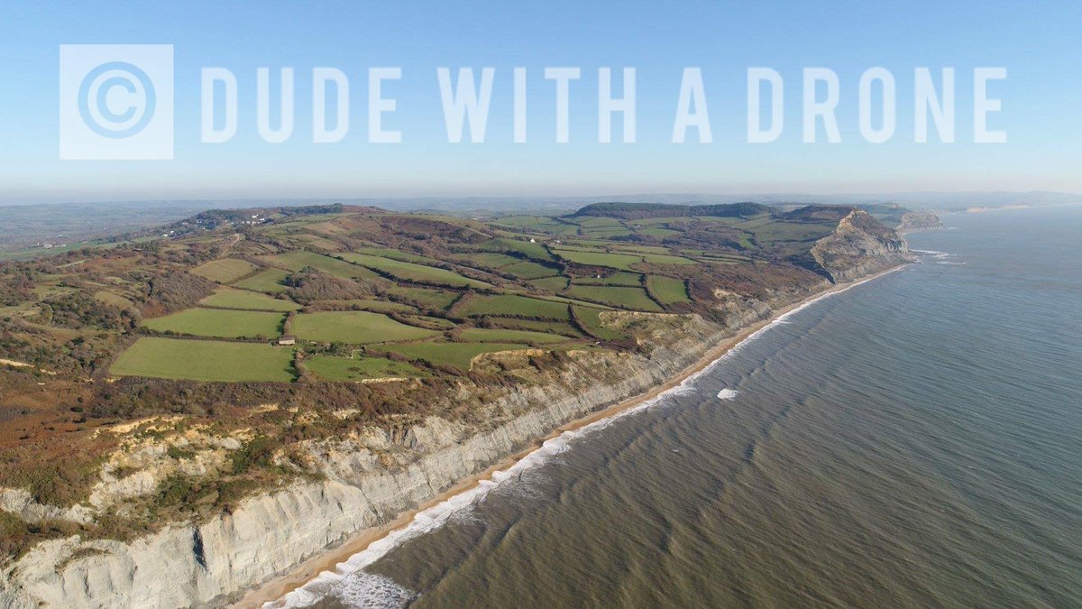DudeplusDrone's tweet photo. The Beautiful Jurassic Coastline taken from Charmouth, Dorset. 😎📸 #DudewithaDrone #DwaD #dronephotography #Dorset #landscapephotography  

@jurassiccoastin @DorsetLifeMag @BBCDorset @Dorsetecho @DorsetCouncilUK @WestDorsetDC @Dorset_Hour @VisitEngland @VisitDorset @dronetool https://t.co/AauMNnZUek