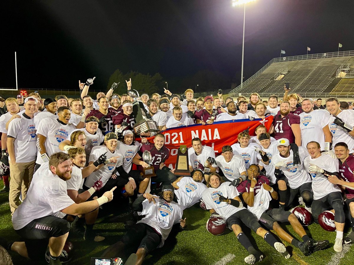 next stop. 

thank you <a href="/MsideFootball/">Morningside University Football</a>
#Rarebreed #rollstangs