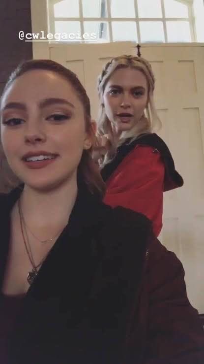 RT @jennythinkerr: danielle rose russell & jenny boyd: my favourite duo <3 https://t.co/LpSa3Dt5MO