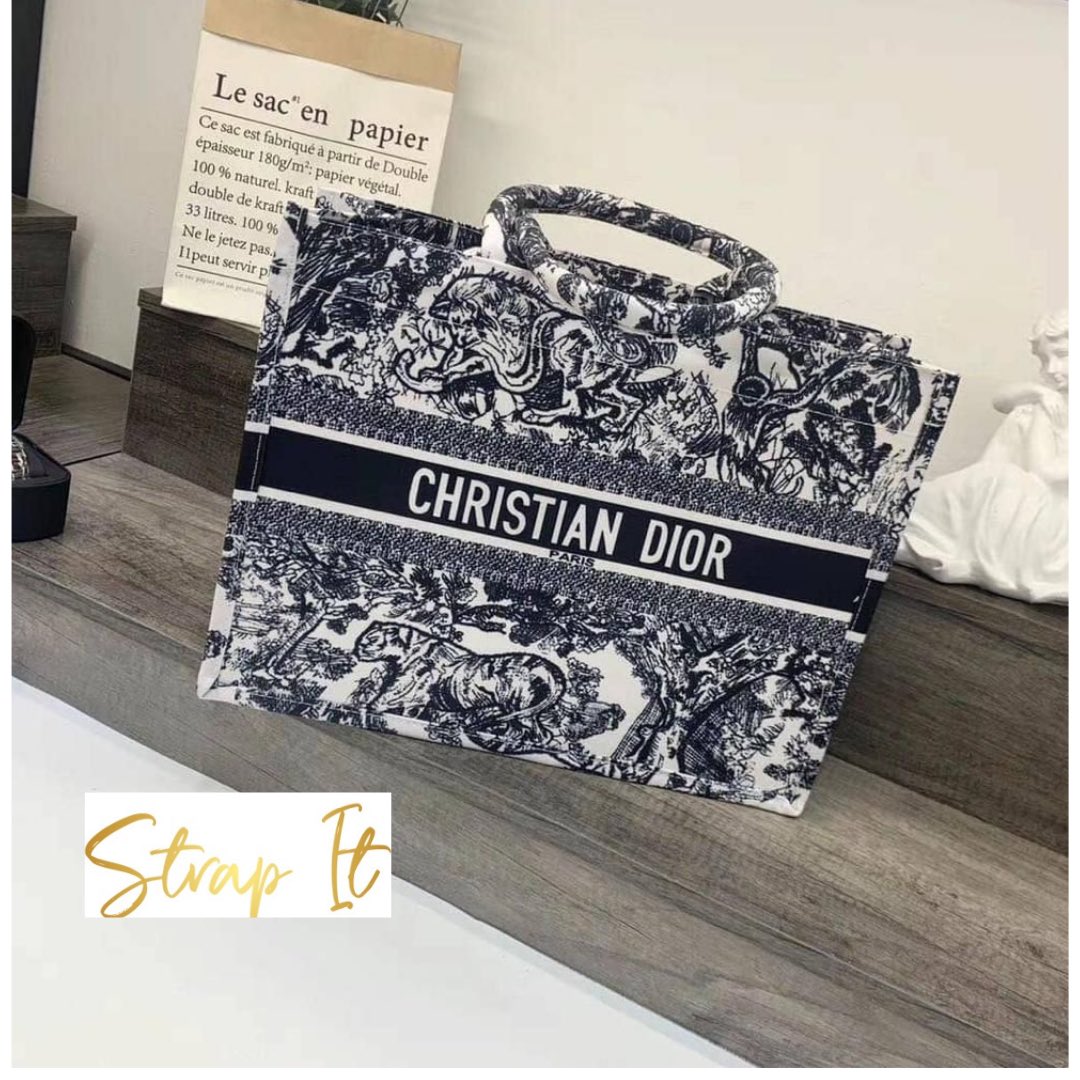 strapitgh's tweet photo. Christian Dior Bag available in this colour ✨

⭕️PRICE : 200 cedis. 

Can be shipped worldwide. ✈️
Dm to purchase. 

#strapitgh #strapit #bags #dior #christiandior  #ghana https://t.co/yMxMd7mMdf