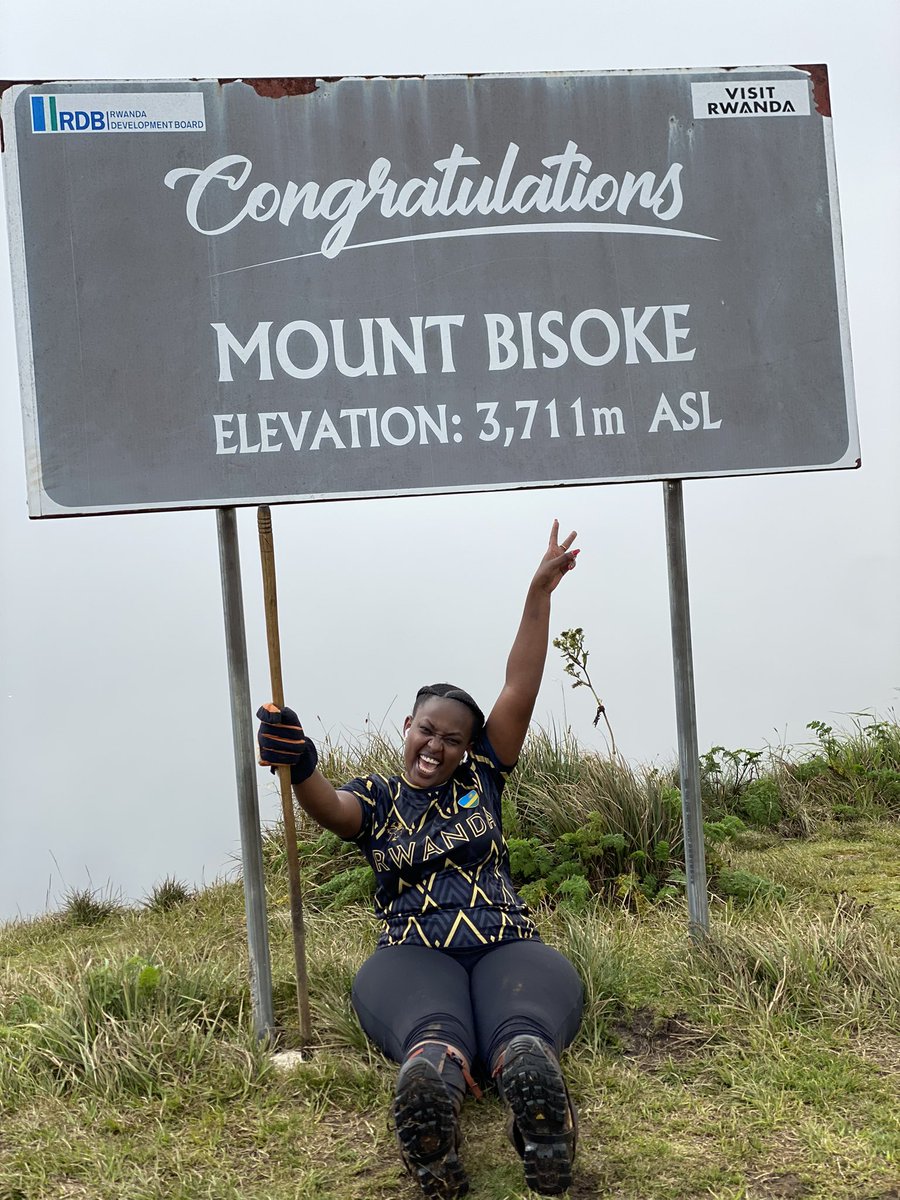 se_divine's tweet photo. I did it y’all💪🏾 🎊… My new name is Champion in this 2022 or anything like that ... also I am officially your Fit friend .. Happy New Year only to fit people 😌 #visitrwanda #travelwithsharama #RwOT https://t.co/Yx5hG2lDFL