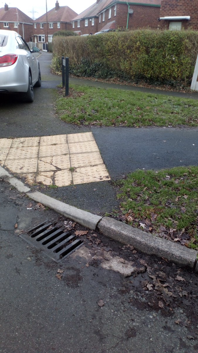 CreweWestPol's tweet photo. PCSO Jen Jolley has dealt with problem parking on Christleton Avenue, Burlea Close, and Moreton Road today.

Remember to park at least 10 metres from a junction and ensure a wheelchair or double buggy can pass by on the pavement.

#CreweWest #WeCare https://t.co/4u4LNw2Mxc