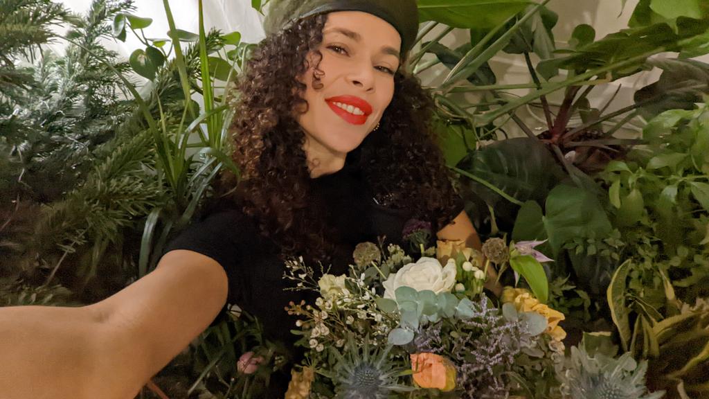 Can't go outside for 10 days so I made a forest in my living room.

Captured with Google Pixel 6 using Ultrawide lens to fit in all my children and Google Lens for when I forget their names.

AD #TeamPixel <a href="/googlepixel/">Google Pixel</a> 

bit.ly/3o5Uo9K