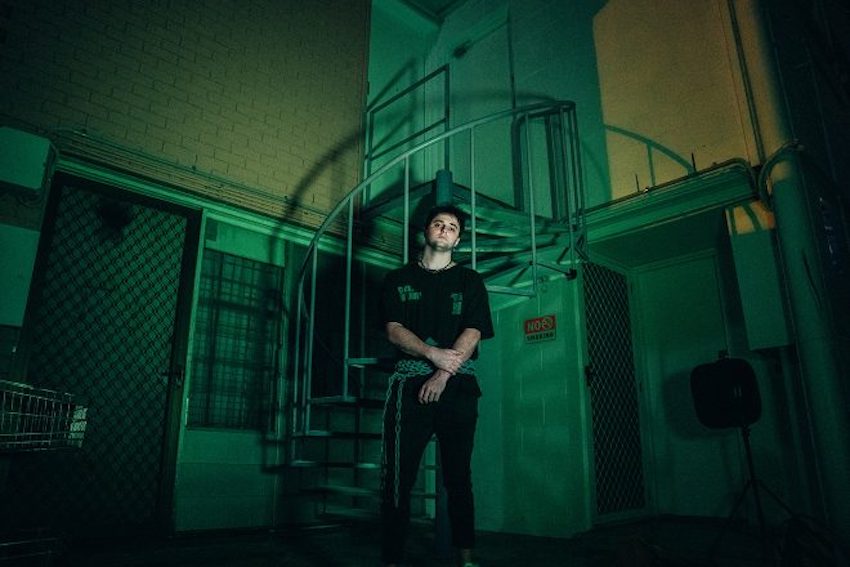RUNTHETRAP's tweet photo. .@badvoidmusic unleashes his high-octane ‘POISON’ single feat. @olsomusic via @WelcomeRecs 🔥🔥

stream ➡️ https://t.co/qPacyXc20j https://t.co/3VafVLGTlR