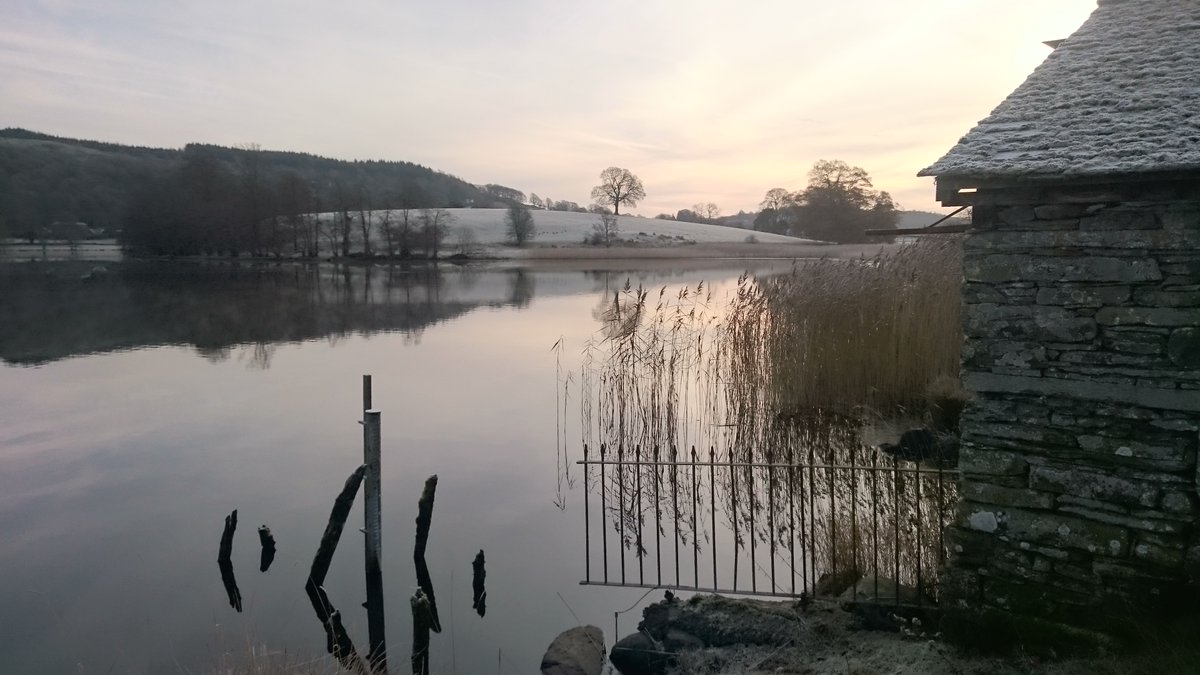 Pls RT: <a href="/ENVISIONDTP/">ENVISION</a> #PhD - winter #zooplankton community structure &amp; #foodwebs #SIA

Lake &amp; experimental mesocosm fieldwork, #climatechange, global database, cool tools, cool supervisors (@SteveThackeray @DrEllie_Mackay <a href="/HFeuchtmayr/">Heidrun Feuchtmayr</a>) and me!
findaphd.com/phds/project/i… 

#GradSchEnv