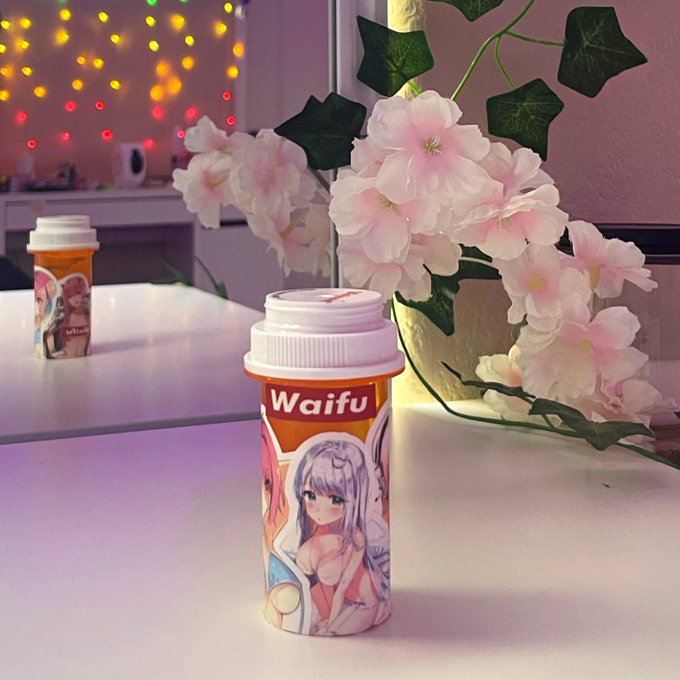 I have to take these every morning  to balance my uwu levels 🌸 https://t.co/MyzVPiTrTh