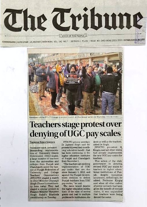 Im_gsohal's tweet photo. @CHARANJITCHANNI @MSBADAL
@PargatSOfficial @sherryontopp
@INCPunjab
@Sukhjinder_INC @PunjabGovtIndia
#TotalEducationBandh
#Implement7CPC
#StopdelinkingfromUGC
उसूलों पे जहाँ आँच आये टकराना ज़रूरी है।
जो ज़िन्दा हों तो फिर ज़िन्दा नज़र आना ज़रूरी है।
- वसीम बरेलवी
@pcctu_t https://t.co/RvGNGOk7KG