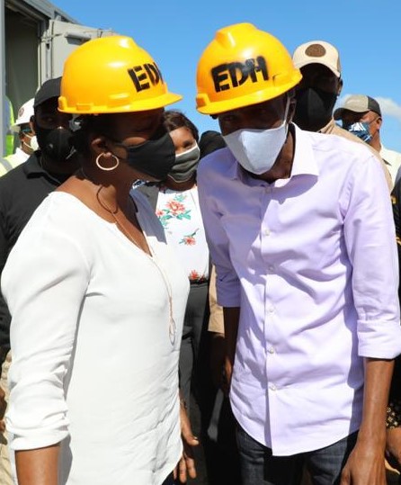 martinejmoise's tweet photo. Anprizònman nan peyi Etazini, youn nan asasen Prezidan an, se yon etap enpòtan nan batay map mennen poum jwenn jistis pou mari m. Mwen swete etap sa kapab ede nou jwenn verite a. 6 mwa aprè, map kontinye batay pou Jovenel Moise jwenn JISTIS. #JistisPouJovenelMoïse https://t.co/8MqezcrauZ