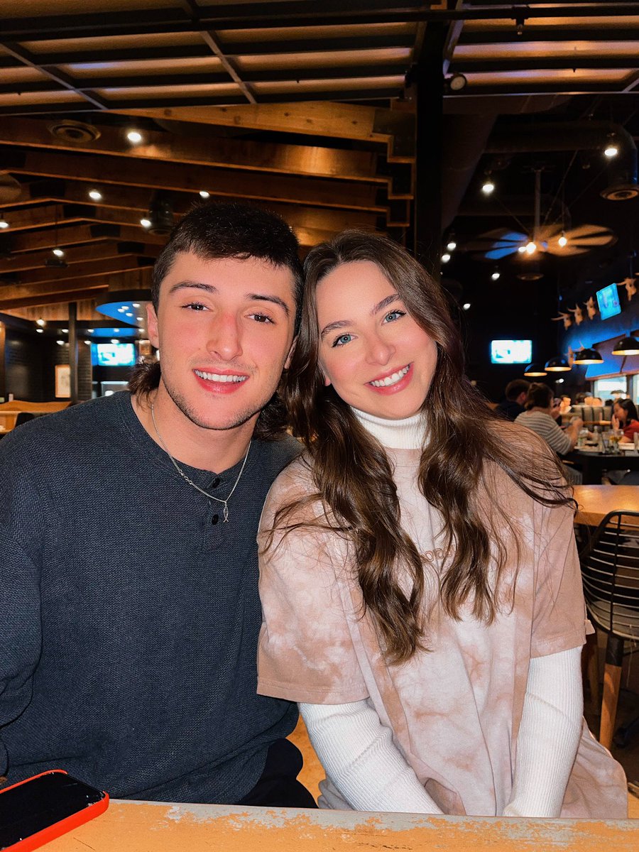 zoecarolinnee's tweet photo. (day late) four years with you ❤️ https://t.co/fIudeCbBsr