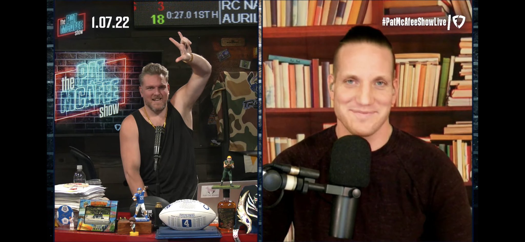  Happy birthday AJ Hawk! 