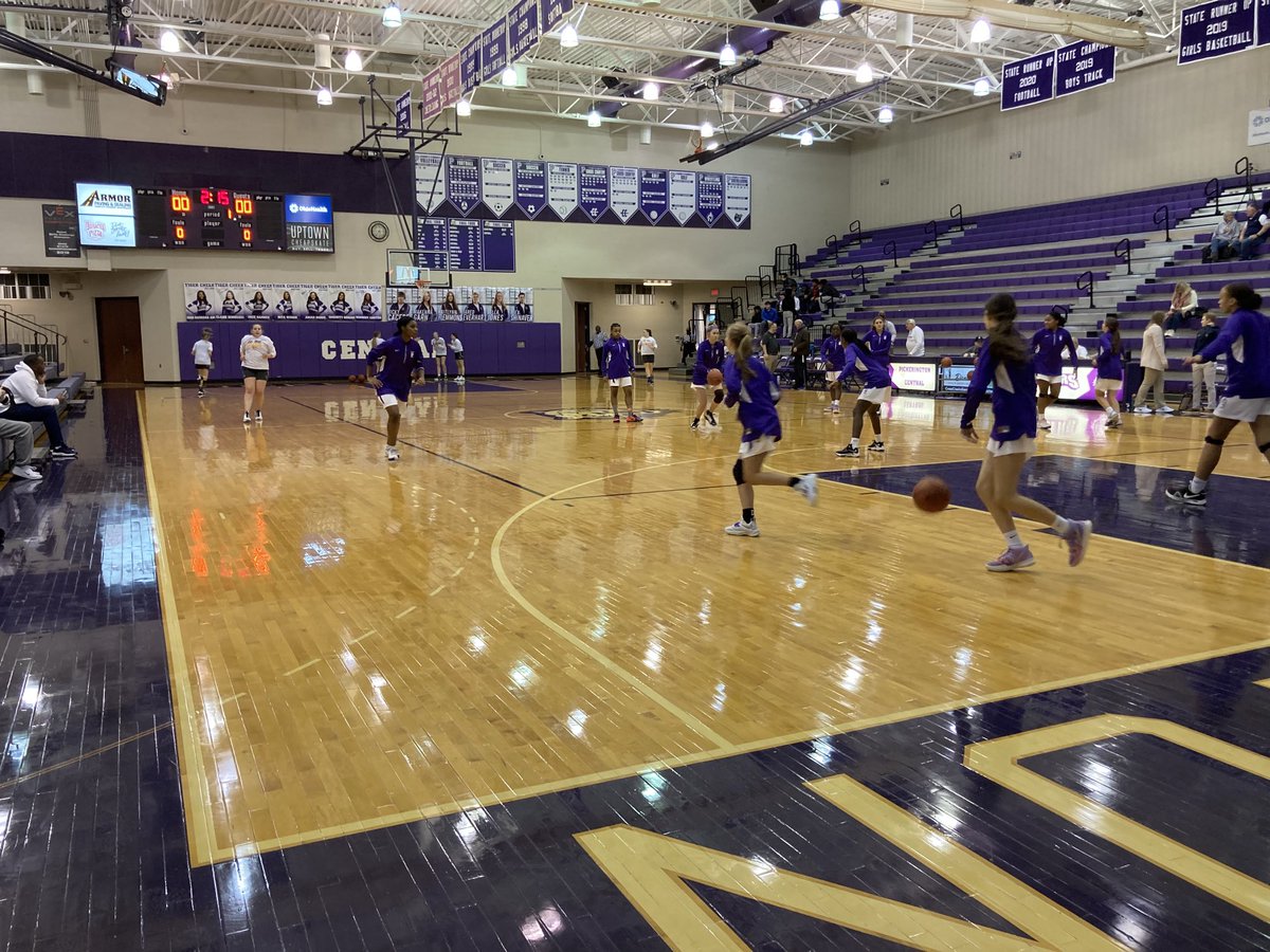 Lady freshman tigers at home tonight.  Awesome !!!

#PlsdProud #weReady #centralelite #DoTheWork #HowYaLivin