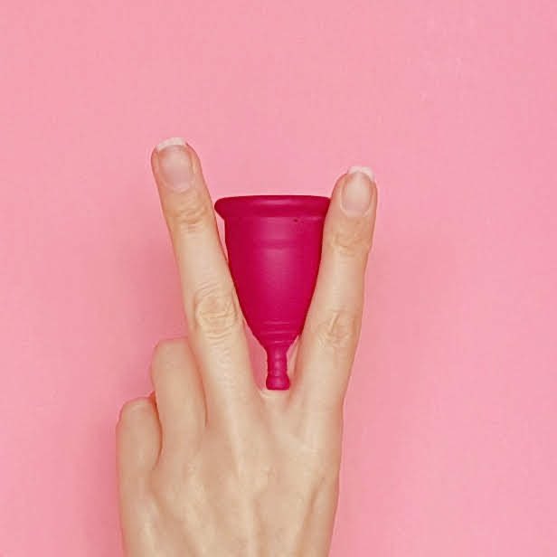 V for victory! 

Using a menstrual cup is always a win-win situation, as it’s good for your health and it’s great for the environment. ❤️🌎

#menstrualcup #pinktribe #genialday #zerowaste #womenshealth #menstrualhealth #healthy #tameyourperiod #ecofriendly #periodpower