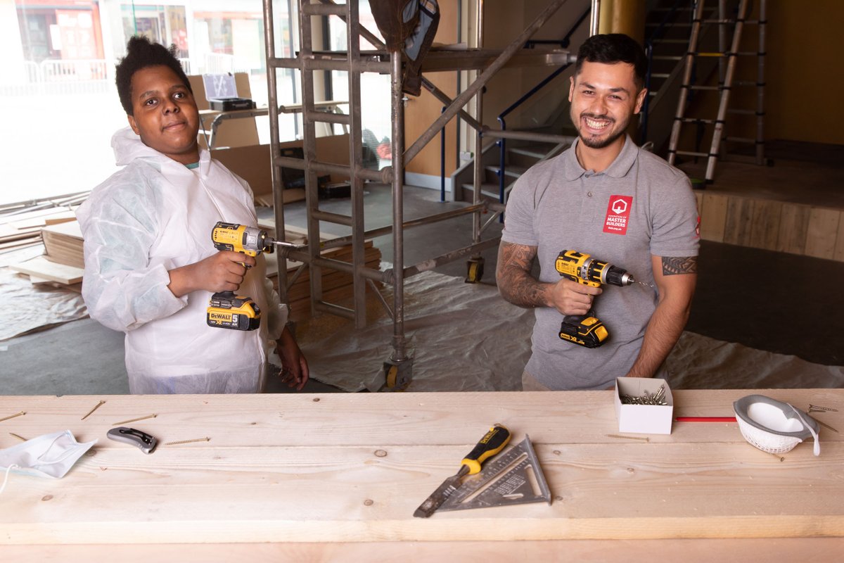 📢 Calling all London members! Can you volunteer some time this month? We're looking for volunteers to work alongside young people &amp; share skills as part of a <a href="/VIYproject/">Volunteer It Yourself</a> refurbishing Dublin Castle in Camden from 17 Jan. Sign up today👉 bit.ly/3F38b6b @FMBLondon_Sam