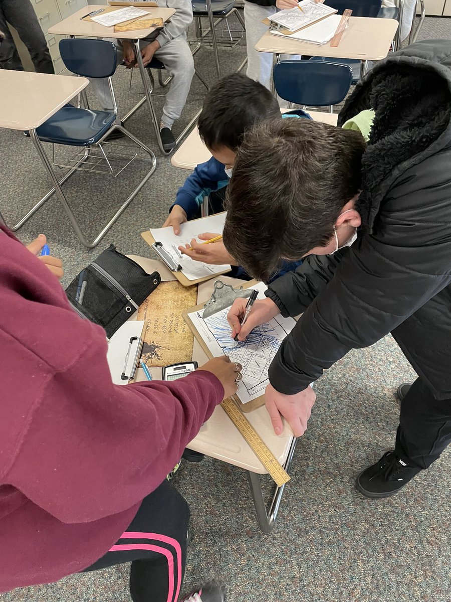 JenKeating67's tweet photo. Treasure Hunting and Systems of Inequalities 🏆💰🔐🏴‍☠️ (thanks for a great activity, Mr Young) @KarrerMS https://t.co/Zz0qCLe35C