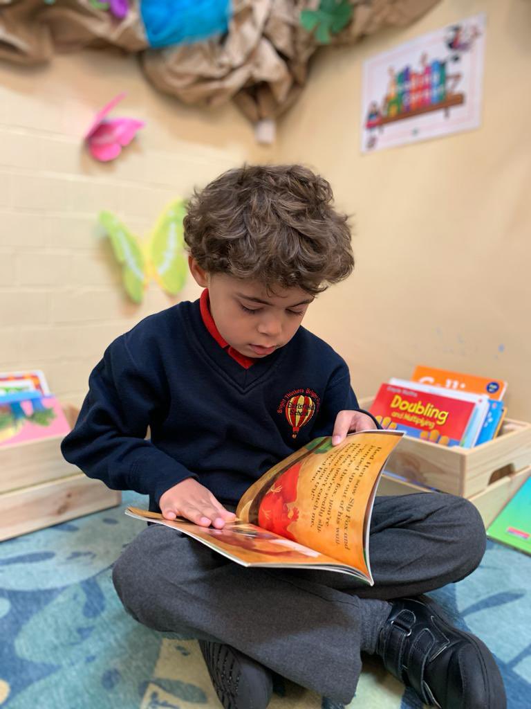 EarlsfieldSch's tweet photo. A spoonful of characters, a pinch of a problem and a sprinkle of magic....Reception have been delving into their new topic to find out the ingredients for a good tale! #EYFS #fairytales #traditionaltales #topicbasedlearning https://t.co/UIlr9vP9KQ