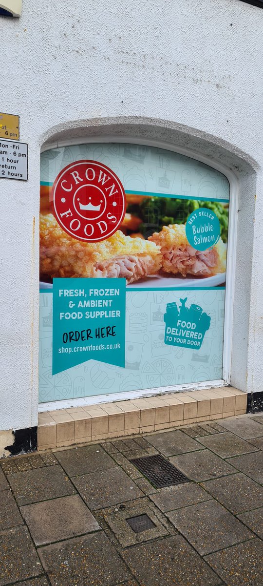 Sign_IT_UK's tweet image. Our first project of the year🎉 

Back printed window created for Crown Foods in Lymington  

#signmaker #signmakers #outdoorsigns #newforestbusiness #signdesign #signshop #businesssigns #southamptonbusiness #lymingtonbusiness #signwriter #signmaking #signsofinstagram #ledlights