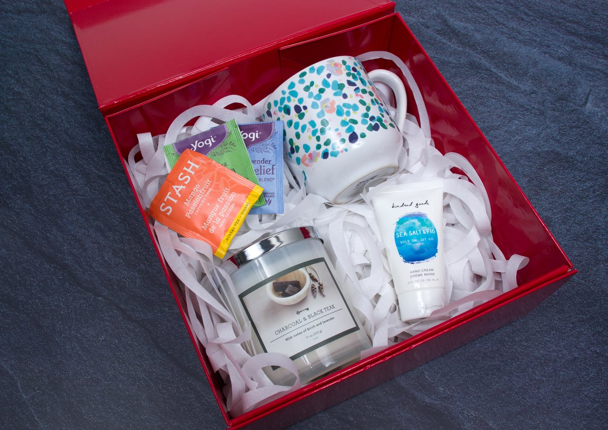 SplashPackaging's tweet image. It's Friday.... Treat yourself!

#friday #fridayfeeling #treatyourself #giftbox